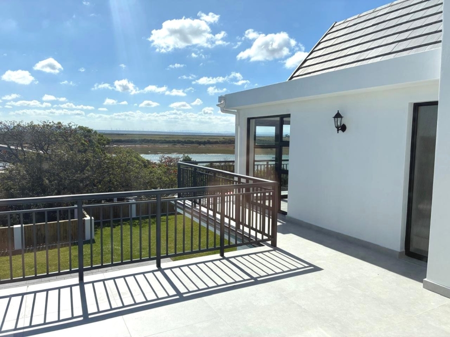 4 Bedroom Property for Sale in St Francis Bay Rural Eastern Cape